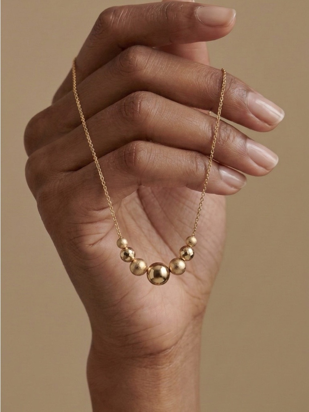 14K Gold Necklace Graduated Tiny Beads JCM 18" Dainty Spiga Weave Chain .9 grams - Picture 3 of 4